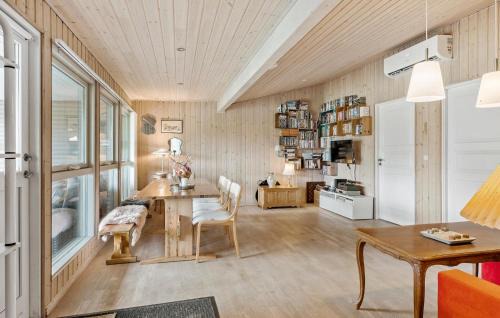 Hou House | 2 Bedroom Beautiful Home In Hals