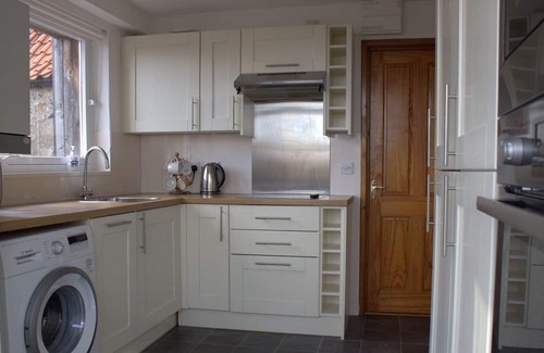 Berwick-upon-Tweed Cottage | 2 bedroom cottage on Holy Island with spacious walled garden and sea views