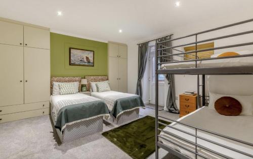 Bridlington Old Town Apartment | 2 Bedroom Family Apartment