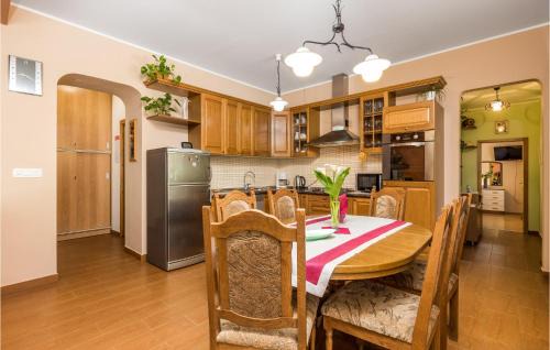 Veli Brgud House | 2 Bedroom Gorgeous Home In Veli Brgud