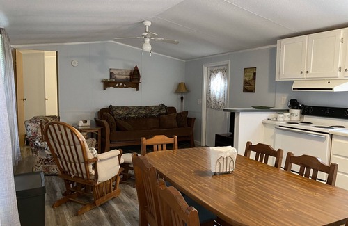 Spring City House | 2 bedroom home located near Watts Bar Lake