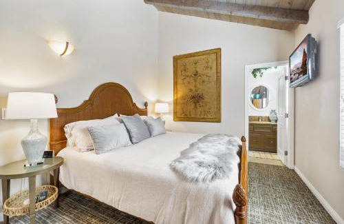Balboa Peninsula House | 2 Bedroom Home on the Beach with Ocean View