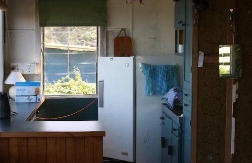 Separation Creek House | 2 Bedroom House Separation Creek