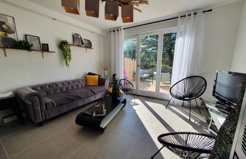 Sainte-Cecile-Plage House | 2 bedroom house 5mn from the sea and parking
