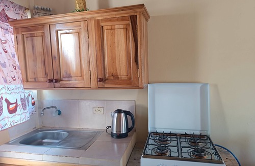 Canoa House | 2-bedroom house in cool Canoa with AC