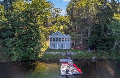 Casco House | 2-bedroom lake house on Coffee Pond in Casco with WiFi and loft