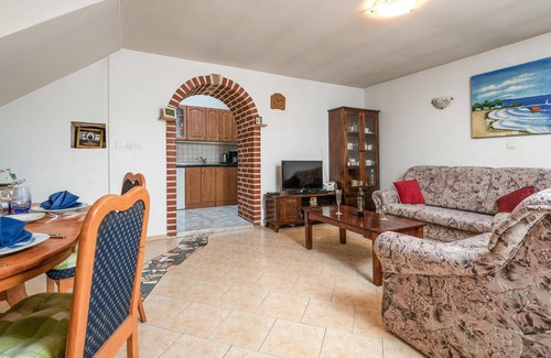 Mutvoran House | 2 bedroom lovely home in Cokuni