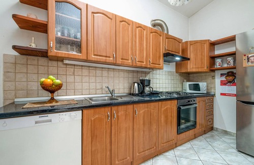 Mutvoran House | 2 bedroom lovely home in Cokuni