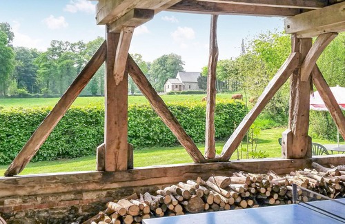 Houdetot Apartment | 2 bedroom nice apartment in Houdetot