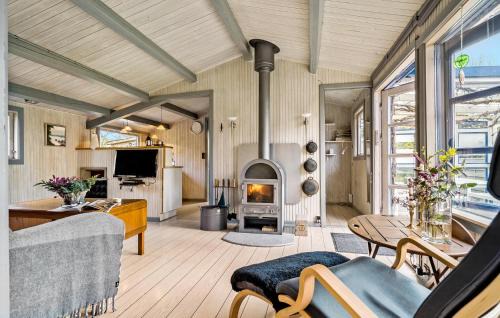 Strøby Egede House | 2 Bedroom Pet Friendly Home In Køge