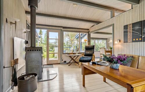 Strøby Egede House | 2 Bedroom Pet Friendly Home In Køge