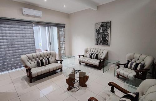 Bloemfontein House | 2 Bedroom Private Retreat
