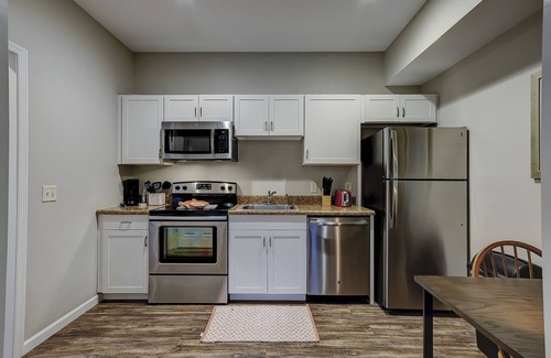 Bluffton Villa | 2 Bedroom Retreat with Private Balcony