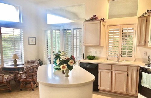 Desert Palms Apartment | 2 Bedroom Single family 83085 by Houzlet