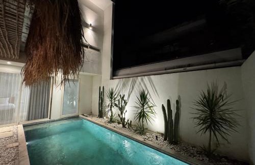 Mumbul Villa | 2 bedroom Sofira villa