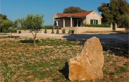 Postira House | 2 Bedroom Stunning Home In Postira
