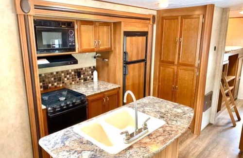 Hunt Club House | 2 Bedroom Triple Slide RV with Island & Outdoor Kitchen can also deliver. ROKU