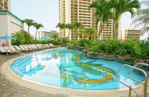 Waikiki Villa | 2-bedroom VILLA beautiful Honolulu with fitness room, WiFi, AC