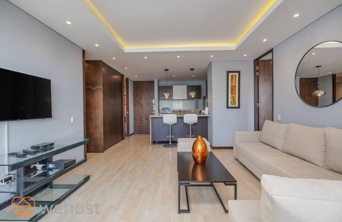 Patio Bonito Apartment | 2 Bedrooms 2.5 Bathrooms