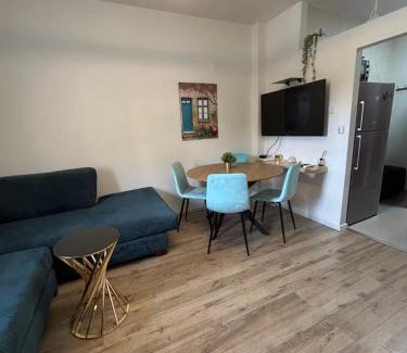 Bat Yam Apartment | 2 Bedrooms Apartment " Marcheliz " in Bat-yam