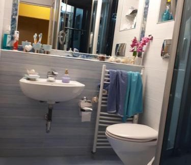 Sofia House | 2 Bedrooms with private Bath and balcony near the Airport