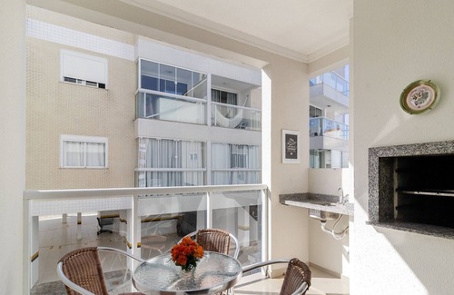 Ingleses Norte Apartment | 2 Bedroooms Apt w/BBQ 500m From the Beach Pts0101