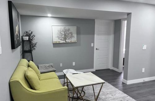 Northwest Calgary Apartment | 2 Beds 1Bath Suite Basement