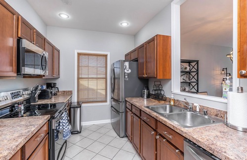 Richmond Condo | 2 Beds/2 Full Baths, Fenced Yard, 1 Car Garage, One Level, Pets Welcomed!