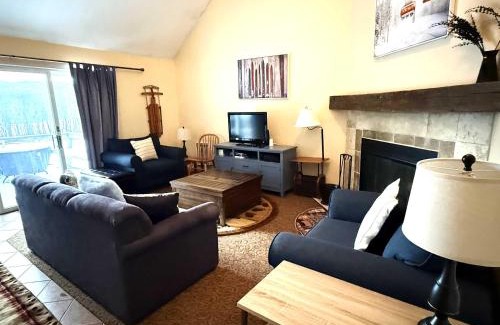 Hancock House | 2 BR Condo Mountain Views At Jiminy Peak- Sleeps 7