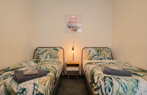 City West Apartment | 2 BR family business friendly CBD ANU