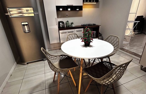 Foz do Iguacu House | 2 bedroom house in Foz do Iguaçu, backyard and barbecue area, pet friendly