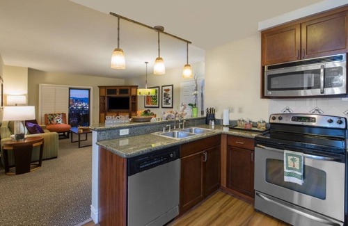 Las Vegas Resort | 2 BR Suite - All Taxes & Resort Fees Included In Price