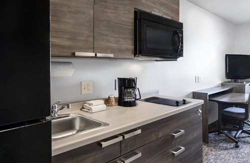 Dahlgren Hotel | 2 Clean Rooms with All the Essentials You Need Near Dahlgren Heritage Museum