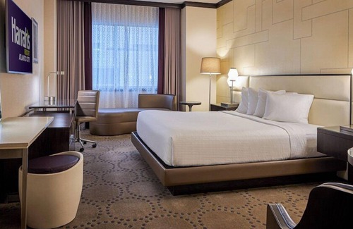 Atlantic City Hotel | 2 Connecting Suites at a 4⭐️ Hotel