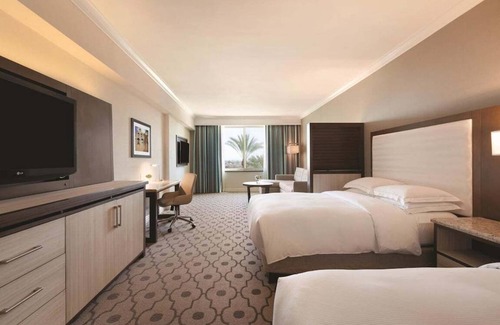 San Gabriel Hotel | 2 Connecting Suites at a Hotel
