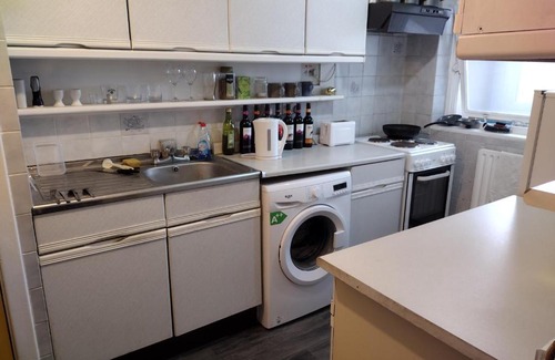 Offerton Apartment | 2 double bedrooms apartment