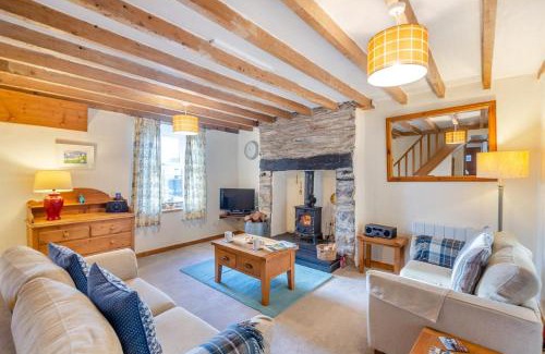 Penrhyndeudraeth House | 2 Efail Wen