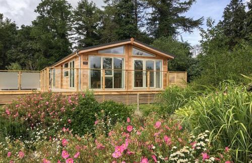 Dobwalls House | 2 Faraway Fields