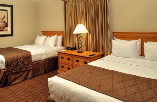Pinetop Resort | 2 Great Units, Listen to the Forest Sounds From Your Private Porch!