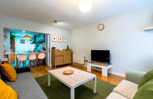 Huerta del Pilar Apartment | 2 hab 2 baños con Parking junto al Casco Histórico