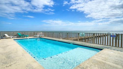 Flour Bluff House | 2 Homes on the Bay Shared Waterfront Pool Boat Dock Laguna Village Paradise