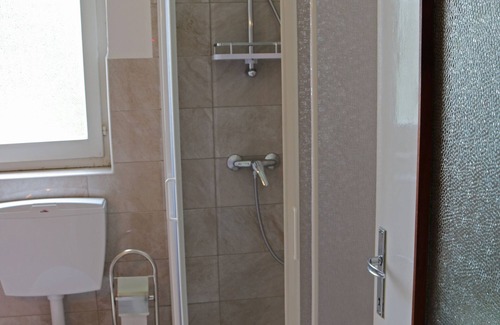 Zenna Apartment | 2 bedroom apartment in small residence right on the beach