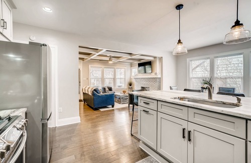 Clintonville House | 2 King Beds, Close to OSU, Zoo & Columbus' Best!