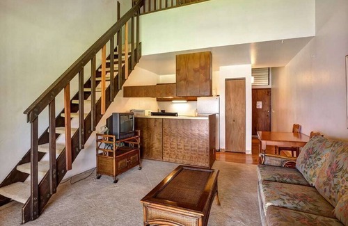 Kaunakakai Condo | 2-Level OF W/Lanai, WiFi and Kitchen–Molokai Shores