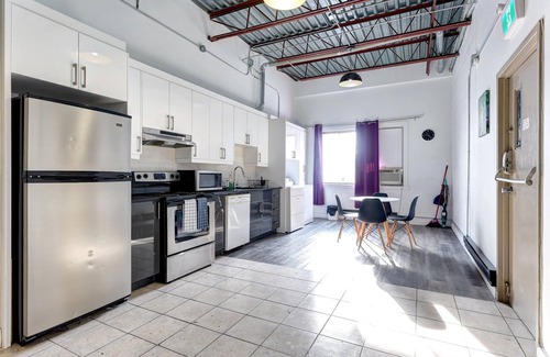 La Petite-Patrie Apartment | #2 - Loft - Plaza St-hubert - Center Montreal