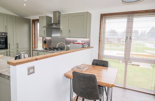 Dobwalls Cottage | 2 Meadow Retreat