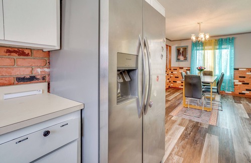 North End House | 2 Mi to Dtwn St Paul: Home w/Private Deck & Yard!