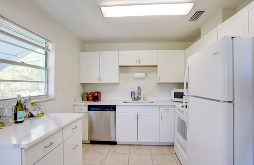 Hobe Sound House | 2 Mi to Hobe Sound Beach: Townhome w/Lanai