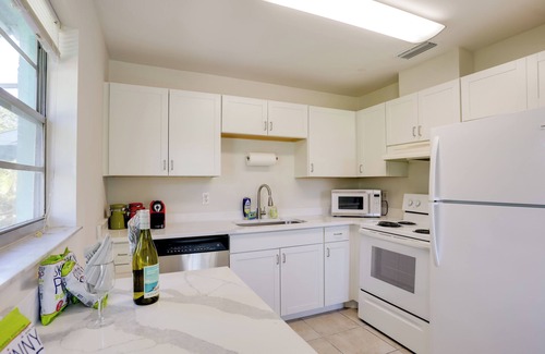 Hobe Sound House | 2 Mi to Hobe Sound Beach: Townhome w/Lanai