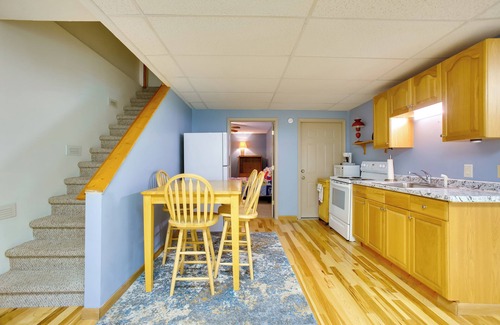 Frankfort Apartment | 2 Mi to Lake Michigan Beaches: Frankfort Getaway!